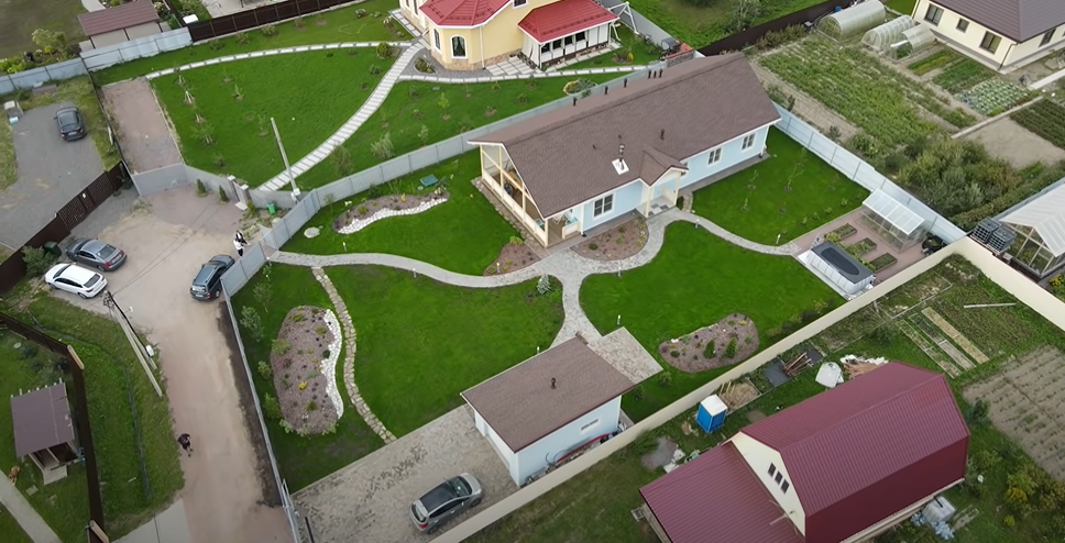 https://taganrog.mslandshaft.ru/storage/app/uploads/public/642/bbe/6fe/642bbe6fedc67097165034.png